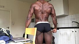 gay black muscle webcam flexing hard for you