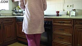 Unbelievable! Indian Bhabhi Gulps My Cumshot After Flashing My Massive Dick in Kitchen!