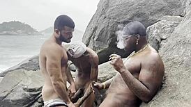 Daddyblack fucks Matheus and Yuri Oberon publicly