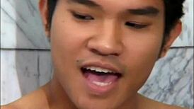 interracial piss and wax games in the shower 😏