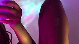 Lindos Pés Fofos E Masturbação Com Vibrador Na Bucetinha Preta