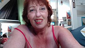 Dawnskye, are you smoking hot while puffing that cigarette?