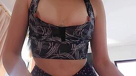 I paid the maid 100 reais and she showed her big ass