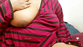 Assam bhabhi showcases her big boobs elegantly