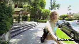 Hey, wanna see this icy blonde skip class for cash?