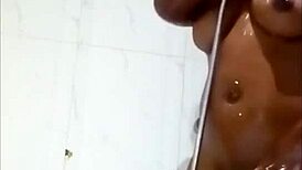 Her sexy ass under the shower 😘