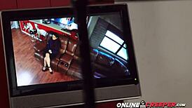 Online creeper catches a new victim in bondage and blowjob scene 😈