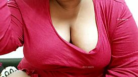 Priya's sexy desi tits are just amazing