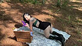 i make picnics fun with dildo orgasm outdoors!