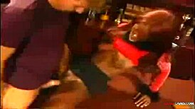 Mocha and Chocolade blowjob threesome in office.