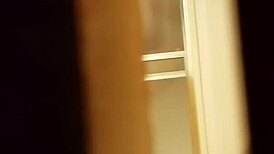 Spying on the hairy pussy shaving