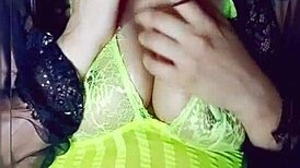 i squirted extremely with a great shaking orgasm, chorro extremo