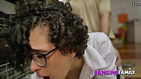 Banging family - cute stepsis nailed by stepbrother