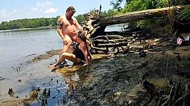 Vietnamese Chat Turns Into Raw Sexual Connection I Can't Forget