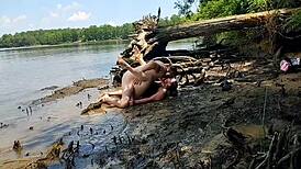 Vietnamese Chat Turns Into Raw Sexual Connection I Can't Forget