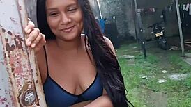 me pongo cachonda con el mozo de mi hermana 🔥