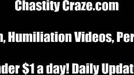 Trancado em Gaiola de Castidade para Sempre