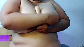 I finger my roommate’s pussy, she’s such a total slut