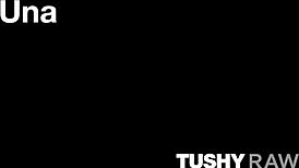 how does una take that perfect ass pounding?