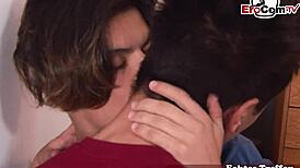 teen 18+ priatelia skúšia gay anál prvýkrát 😏