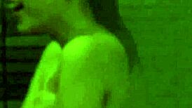 สาวเอเชีย 18+ อาบน้ำเปลือยกลางแจ้งโดนแอบถ่าย