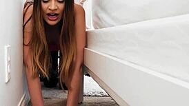 Wow! Alex Jett Tricks 18-Year-Old Sera Ryder to Fuck Her Hard!