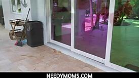 Needymoms story unfolds as I join step mom Artemisa Love and Willow Ryder in naked cleanliness.