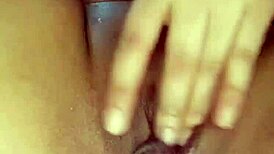 Uncensored Brunette Colombian Pussy Splashing In Homemade Softcore Scene