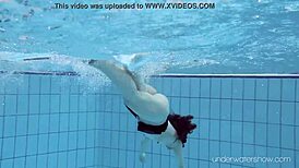 roxalana cheh naked underwater in pool so wet