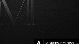 Teen cheerleaders Kyler Quinn and Khloe Kapri swap coach's load