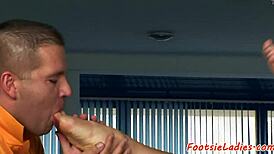 Busty euro babe gets toelicked and doggystyled, feet and tits involved 😍👣