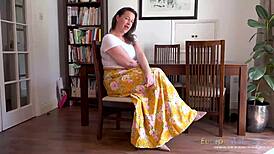 europe mature eva jayne solo play feels so real. curvy milf in stockings touching herself.