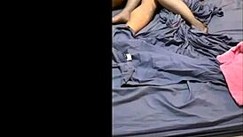 le encanta chupar a mi esposa la verga de mi amigo en threesome