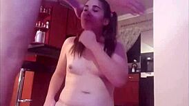 틴 얼굴에 침 뱉고 때리며 박아