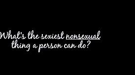 Sød massøse i strømper spiser fisse i lesbisk trekant