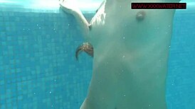 Enjoy Lina Mercury And Mia Ferrari Swim Naked