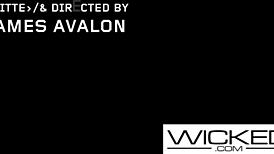 Freya Parker is wickedly fucking and riding dick in cyberspace with deepthroat blowjobs 😏