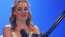 Up Close - Charlie Forde's Gorgeous Solo Female Orgasm