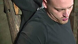 Geile Milf Enjoys Encounters with Young Amateurs