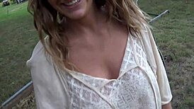 Wild Slut Nicole Rossi Craves Deepthroat on Thick Outdoor Rod