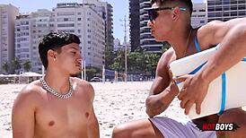 Sucking Ice Cream Seller's Cock On Beach