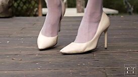 Cute Brunette Bride Gets Fucked Before Wedding, Cum in Mouth and Squirting Orgasm