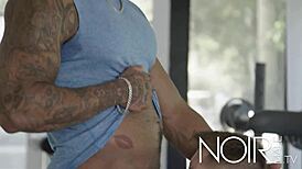 Caught Fucking Black Guy With Big Cock At Gym