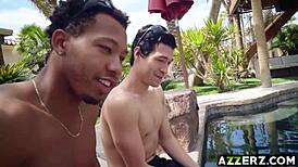 Seductive Jade Jantzen in steamy outdoor threesome action