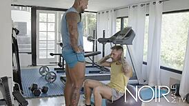 Caught Fucking Black Guy With Big Cock At Gym