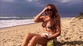 Kellenzinha Explores Liberal Adventures With Big Ass