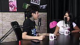 Teen hates casual sex, prefers group.