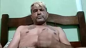 Want to Cum Close-Up?!