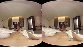 زميل الغرفة في السكن يؤدي إلى متعة إباحية افتراضية