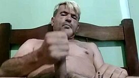 Want to Cum Close-Up?!